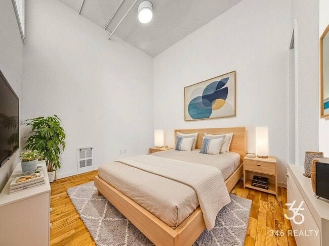 Photo - Seigel Street Apartment