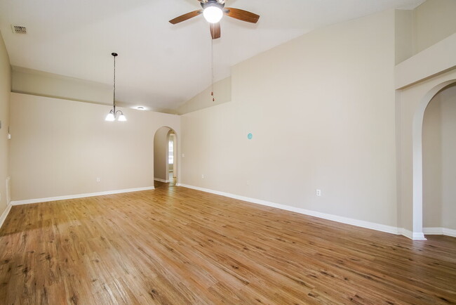 Foto del edificio - 1317 Welch Ridge Terrace