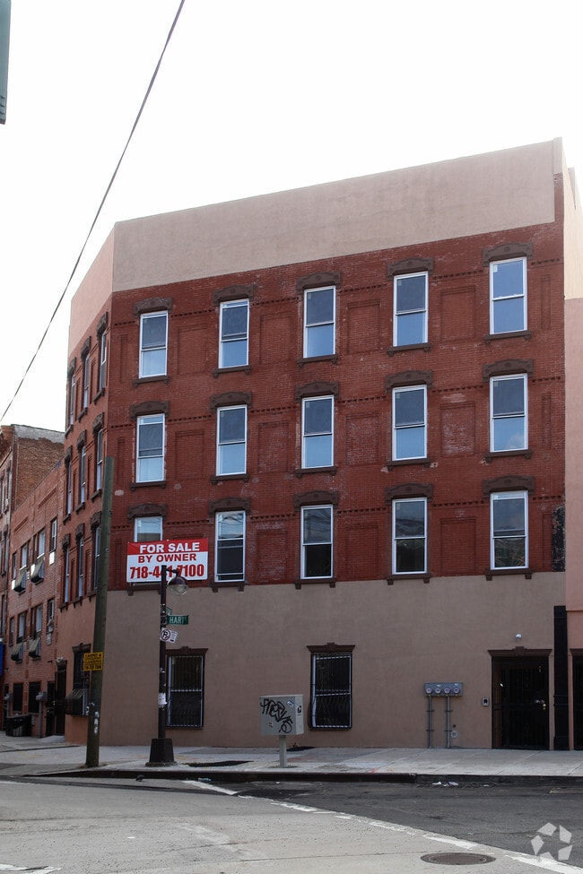 Building Photo - 1050 Broadway