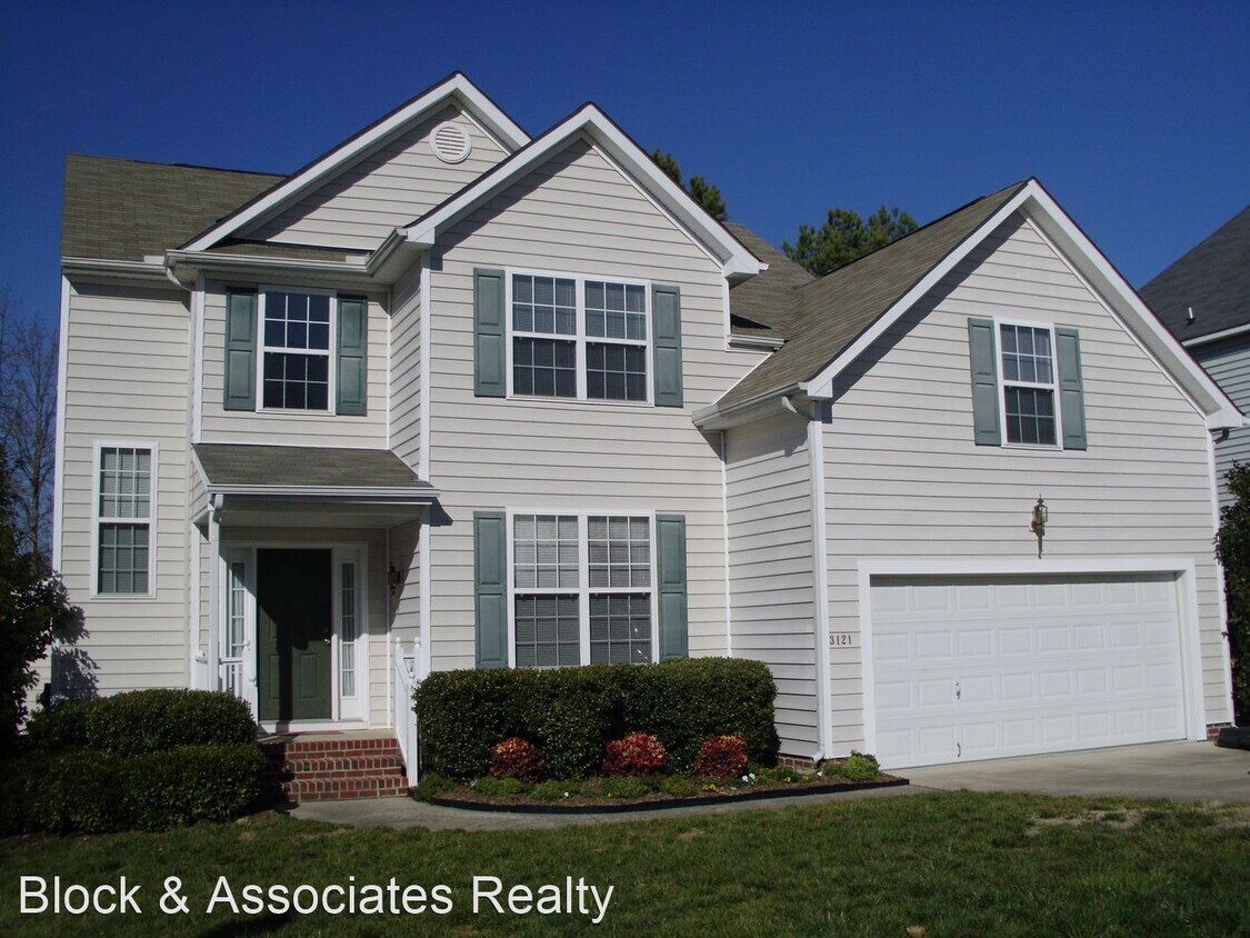 Primary Photo - 3 br, 2.5 bath House - 3121 Gross Avenue