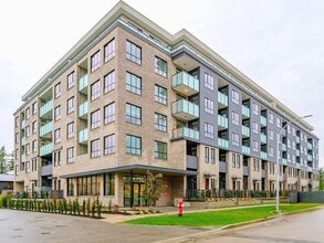 Building Photo - 15733 85 Ave
