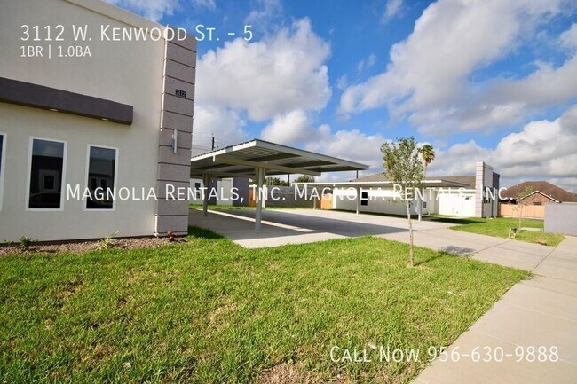 Building Photo - 3112 W Kenwood St