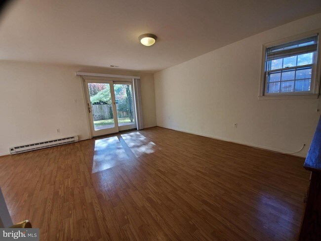 Building Photo - 10212 Arizona Cir