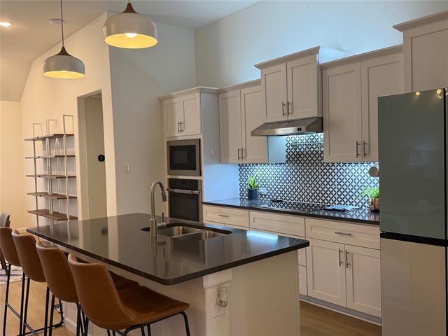 Building Photo - 1122 Silverthorne Trl