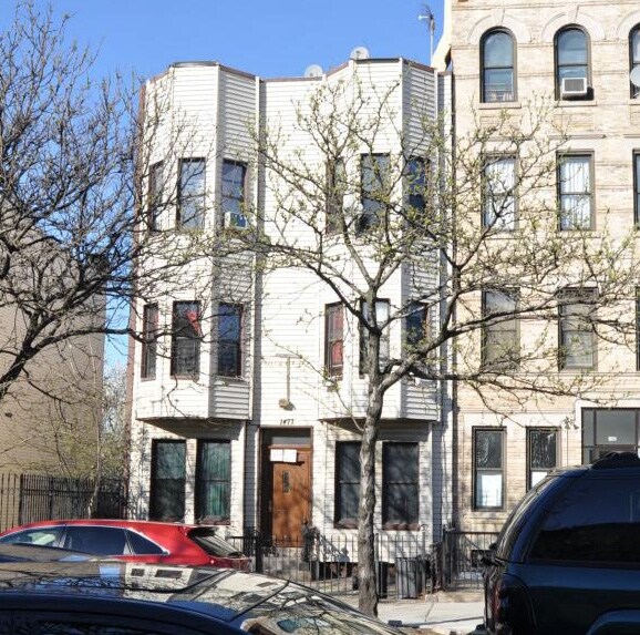 Foto del edificio - 1477 Bushwick Ave
