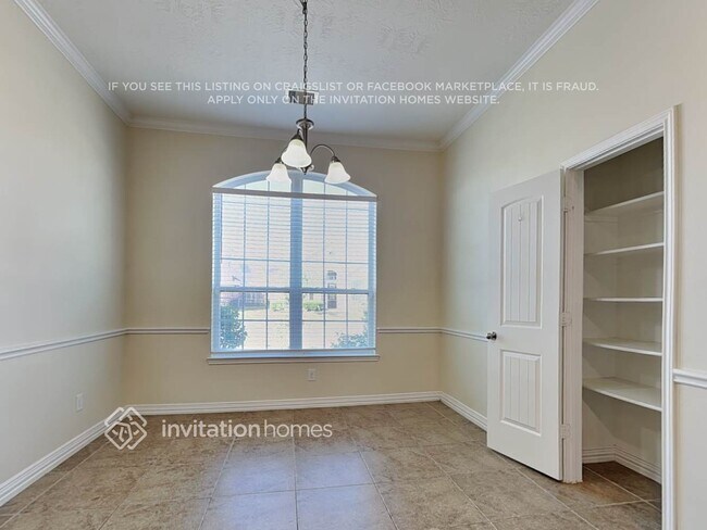 Building Photo - 30810 Academy Trace Dr