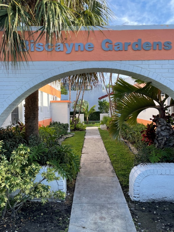 Photo - 11050 Biscayne Blvd Apartment