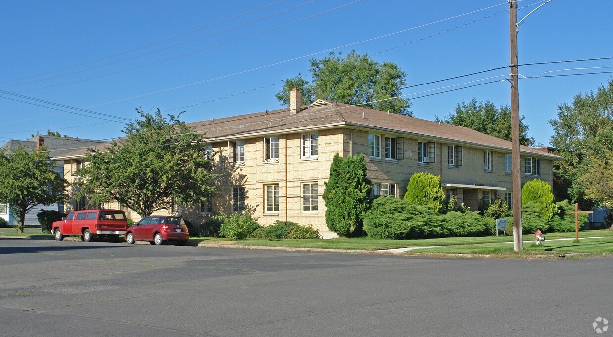 Primary Photo - 405 E Sinto Ave