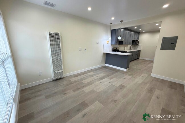 Foto del edificio - 1741 Ocean Ave
