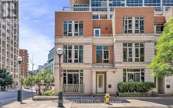 Building Photo - 81 Sloping Sky Mews