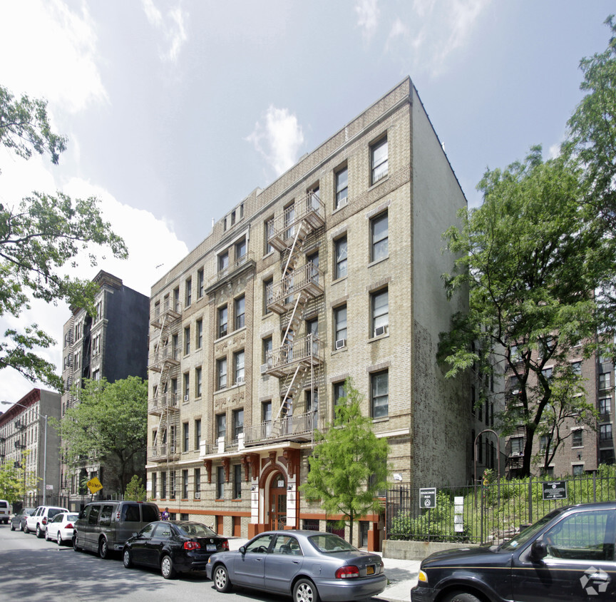 335 Edgecombe Ave, New York, NY 10031 - Apartments in New York, NY ...