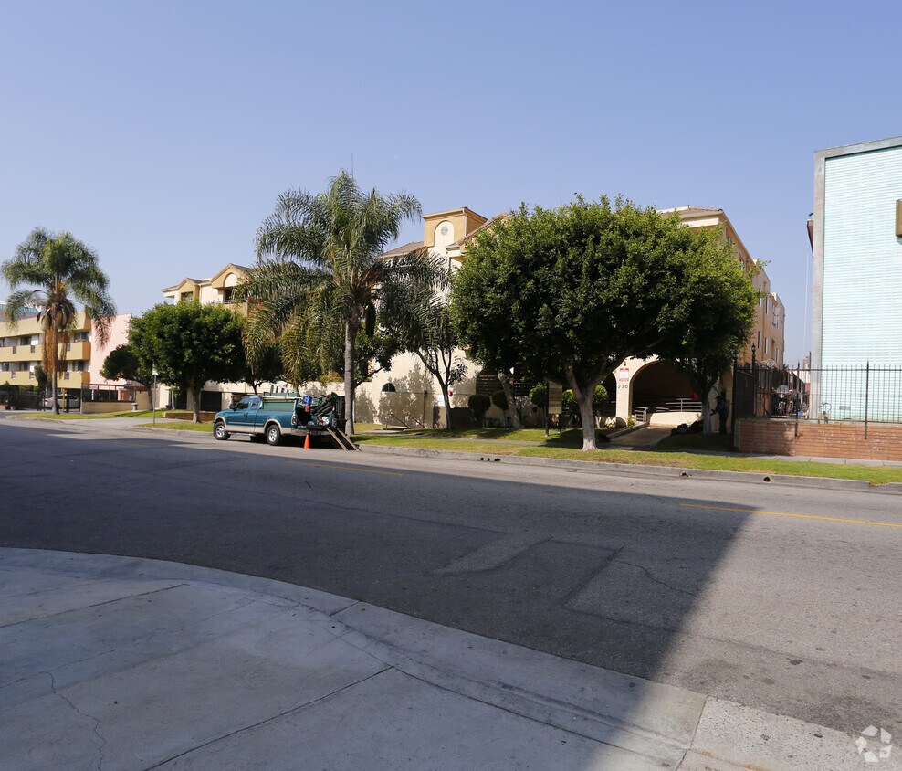 Foto del edificio - 715