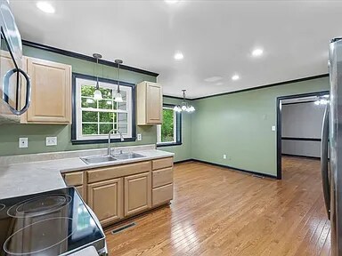 Foto del edificio - 1954 Celia Crescent