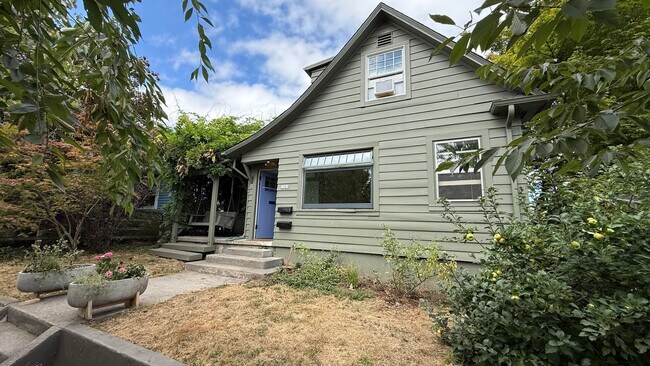 Foto del edificio - 3585 SE Caruthers St