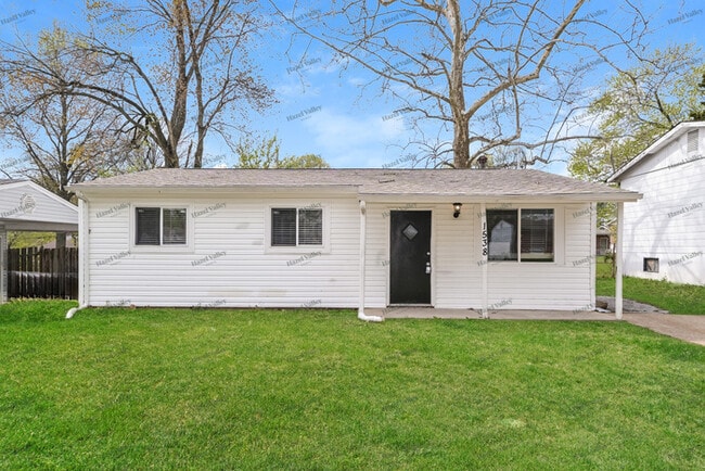 Photo - 1538 Redman Blvd House