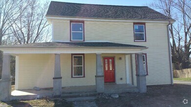 Building Photo - 705 Stone St