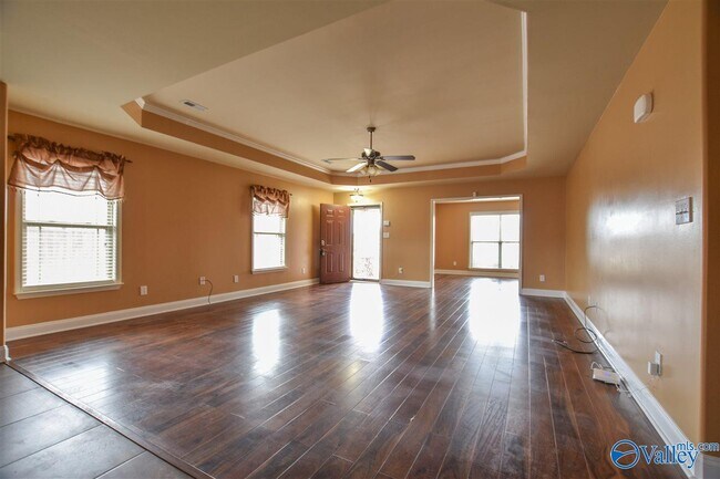 Building Photo - 103 Benteen Ave