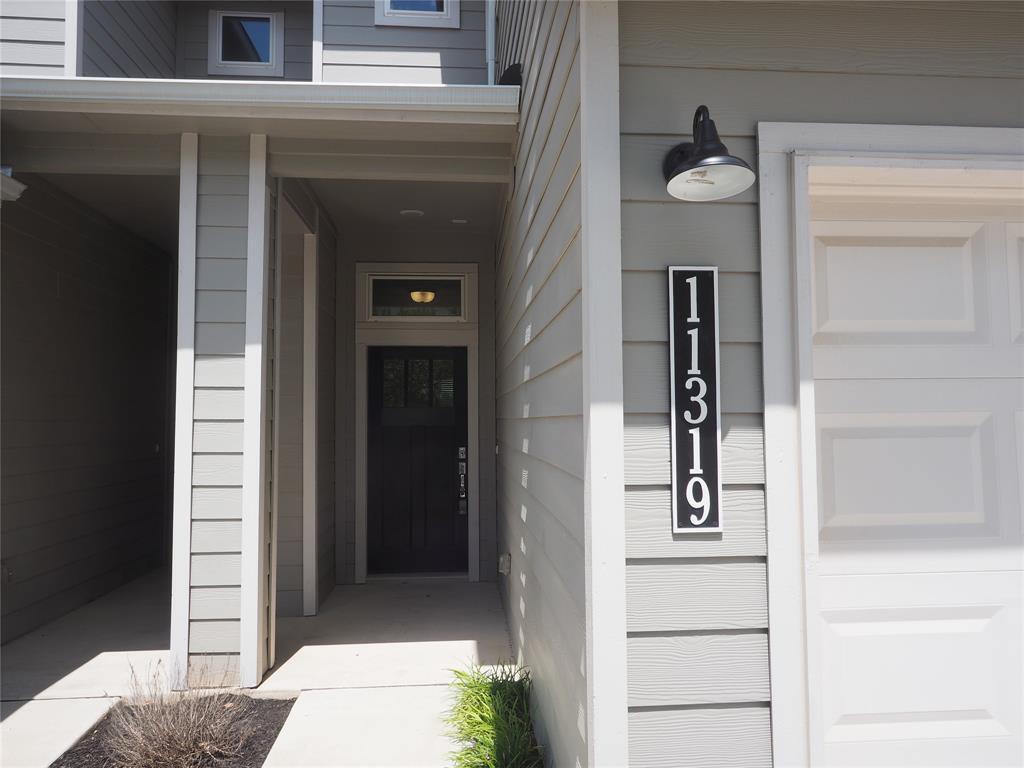 Foto principal - 11319 Gadsen Ln