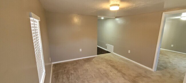 Foto del edificio - Cute 5 bedroom House