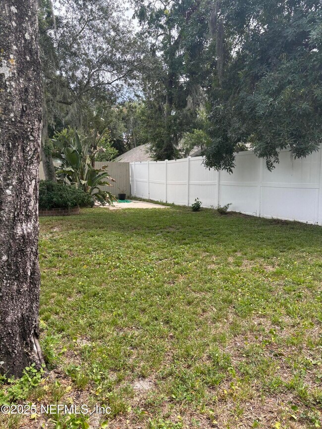 Building Photo - 12344 Cormorant Ct