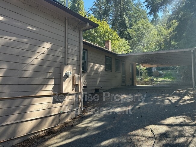 Building Photo - 7701 Rogue River Hwy
