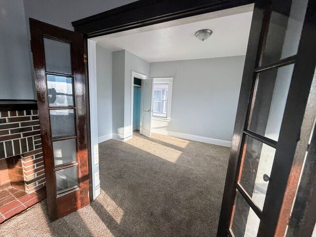 Foto del edificio - Schonfeld Holdings, LLC (951 Royal Rd.)