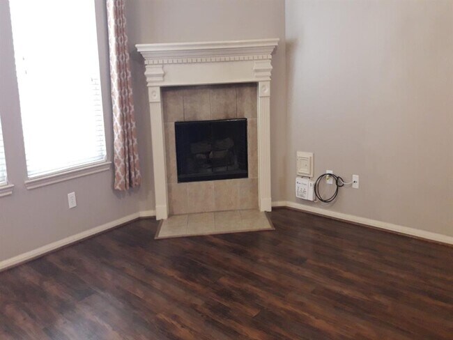 Foto del edificio - 14546 Bergenia Dr