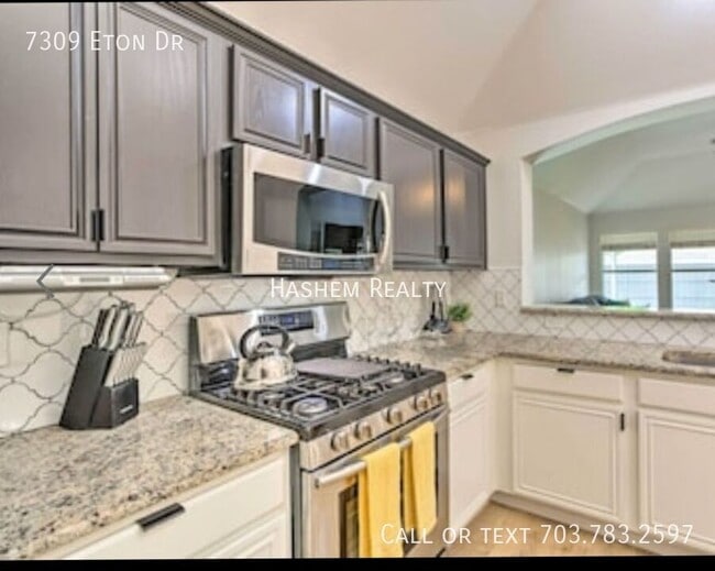 Building Photo - 7309 Eton Dr