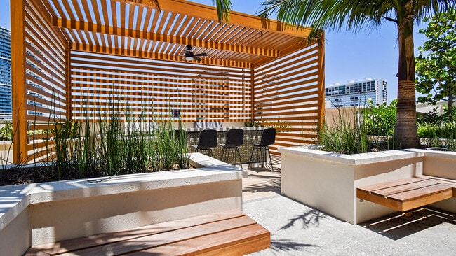 Building Photo - Griffis West Palm
