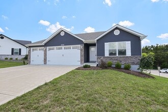 Building Photo - 200 Huntleigh Pkwy