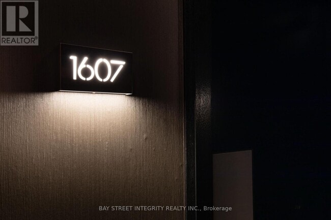 Photo du bâtiment - 1080 Bay St.