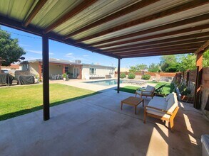 Building Photo - 8021 Carpenter Dr
