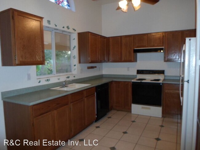 Building Photo - 3 br, 2 bath House - 1731 E Countrywalk Lane