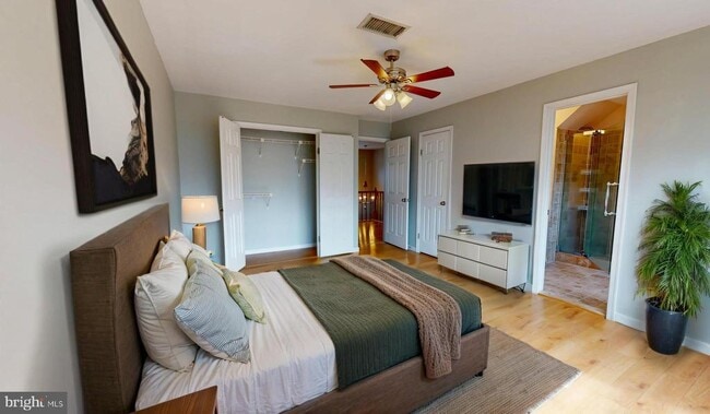 Foto del edificio - 5612 Gresham Ln