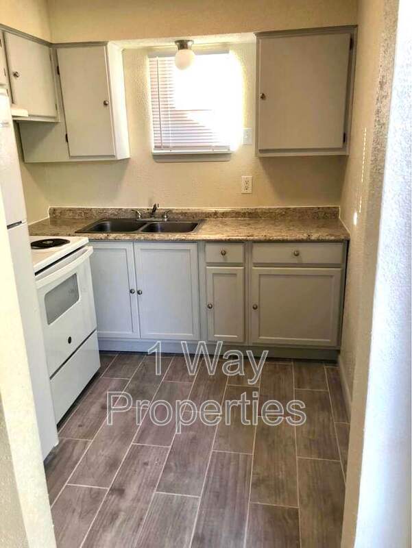 Photo - 156 4th St