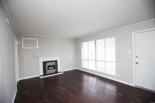 Building Photo - 7305 E Wakefield Dr