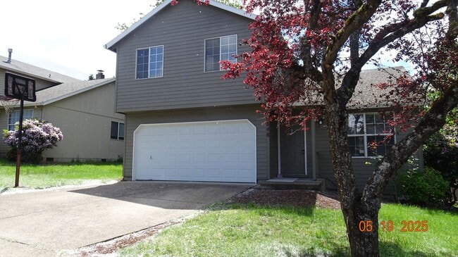 Foto del edificio - ~Beautiful Two-story Home Located in the N...