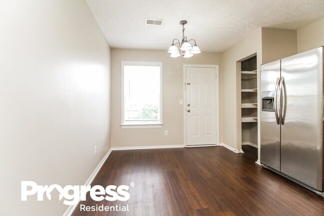 Foto del edificio - 2107 Carlton Ln