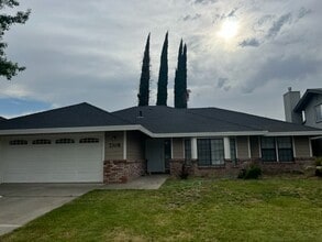 Building Photo - 7308 Perera Cir