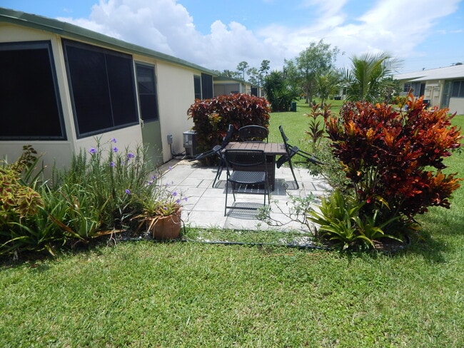 Building Photo - 2935 Crosley Dr W