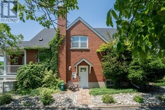 Building Photo - 324 King St E Building Photo - 324 King St E