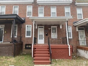 Building Photo - 906 N Rosedale St
