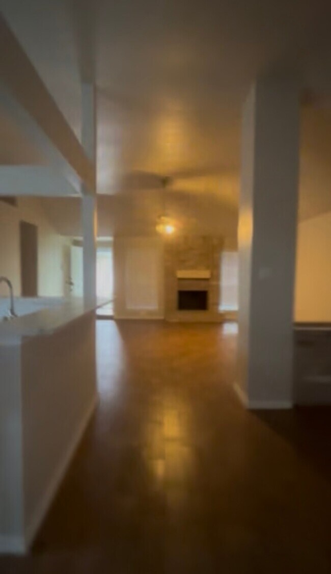 Foto del edificio - 1710 Blindlake Dr