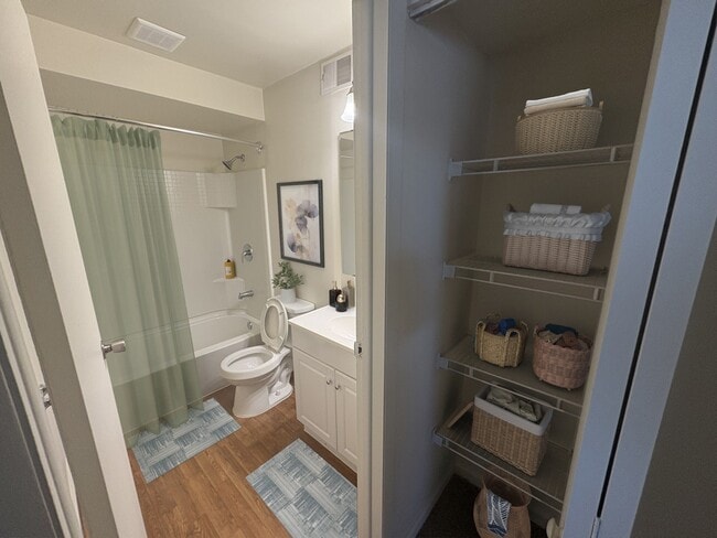 Foto del edificio - Rivers Edge Apartments and Townhomes