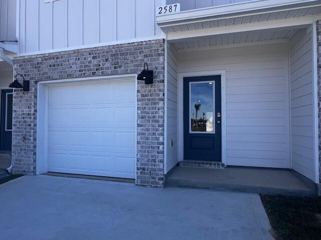 Foto del edificio - 2587 Cliff Hollow Cir