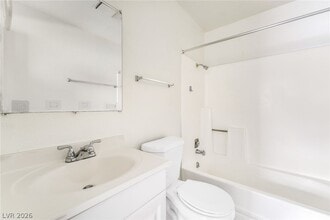 Building Photo - 5303 Del Gado Dr