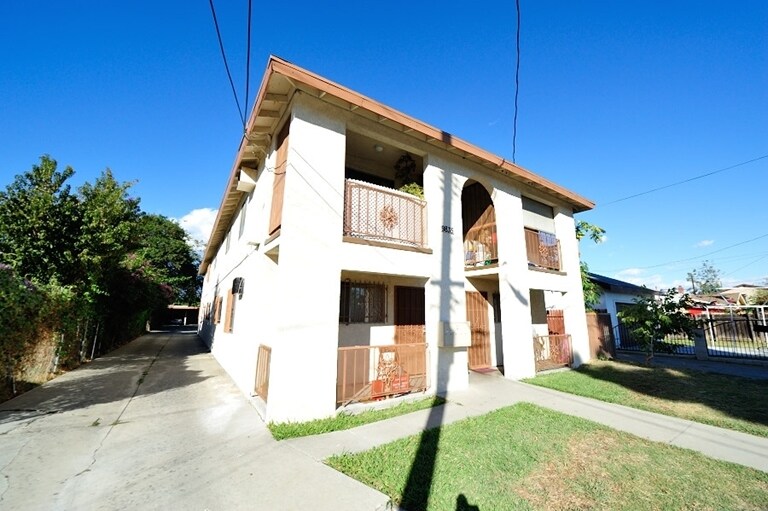 Primary Photo - 9835 Marshall Ave