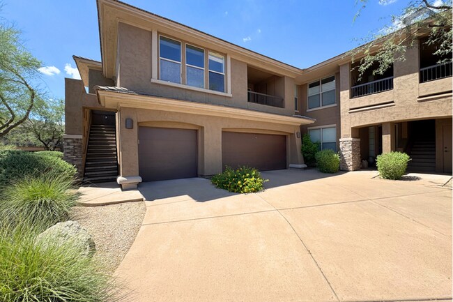 Foto del edificio - 2Bed/2Bath 2nd Floor Condo in North Scottsdale! Ready for Immediate Move-In! -- Gated Community! ...