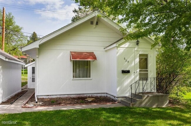 Building Photo - 2 br, 1 bath House - 629 Burlington Ave