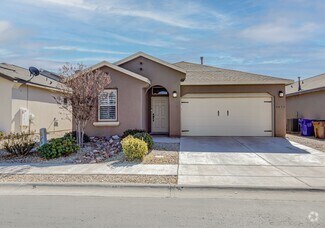 Building Photo - 4870 Villetta Ave